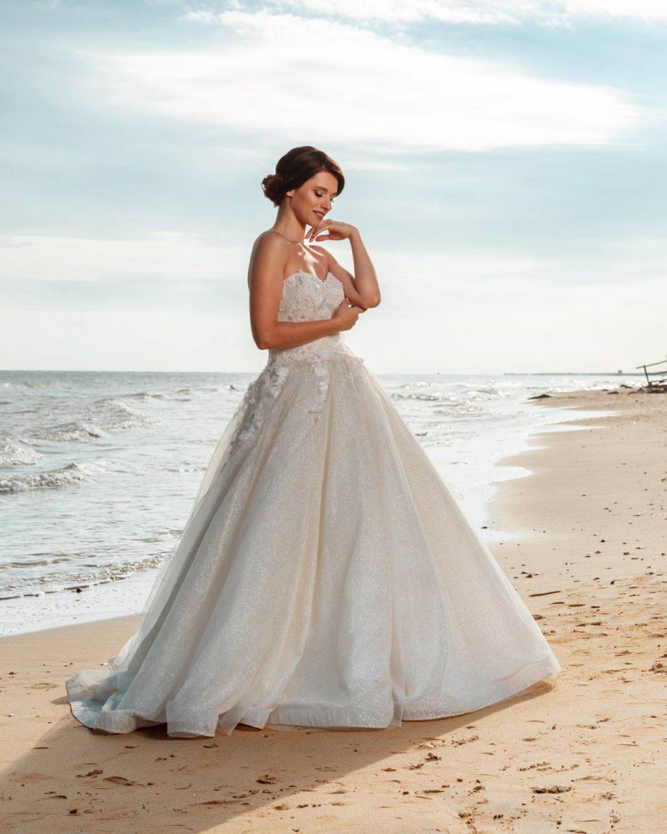 Lucrezia alta moda sposa discount