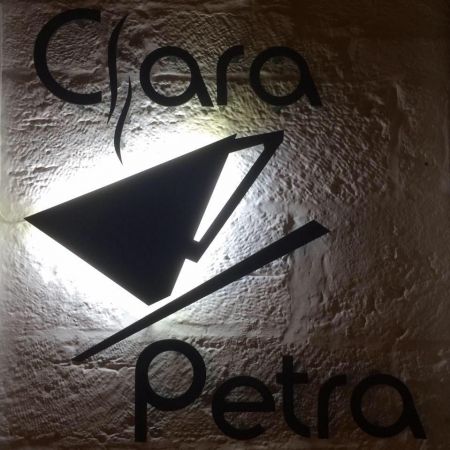 clara-petra